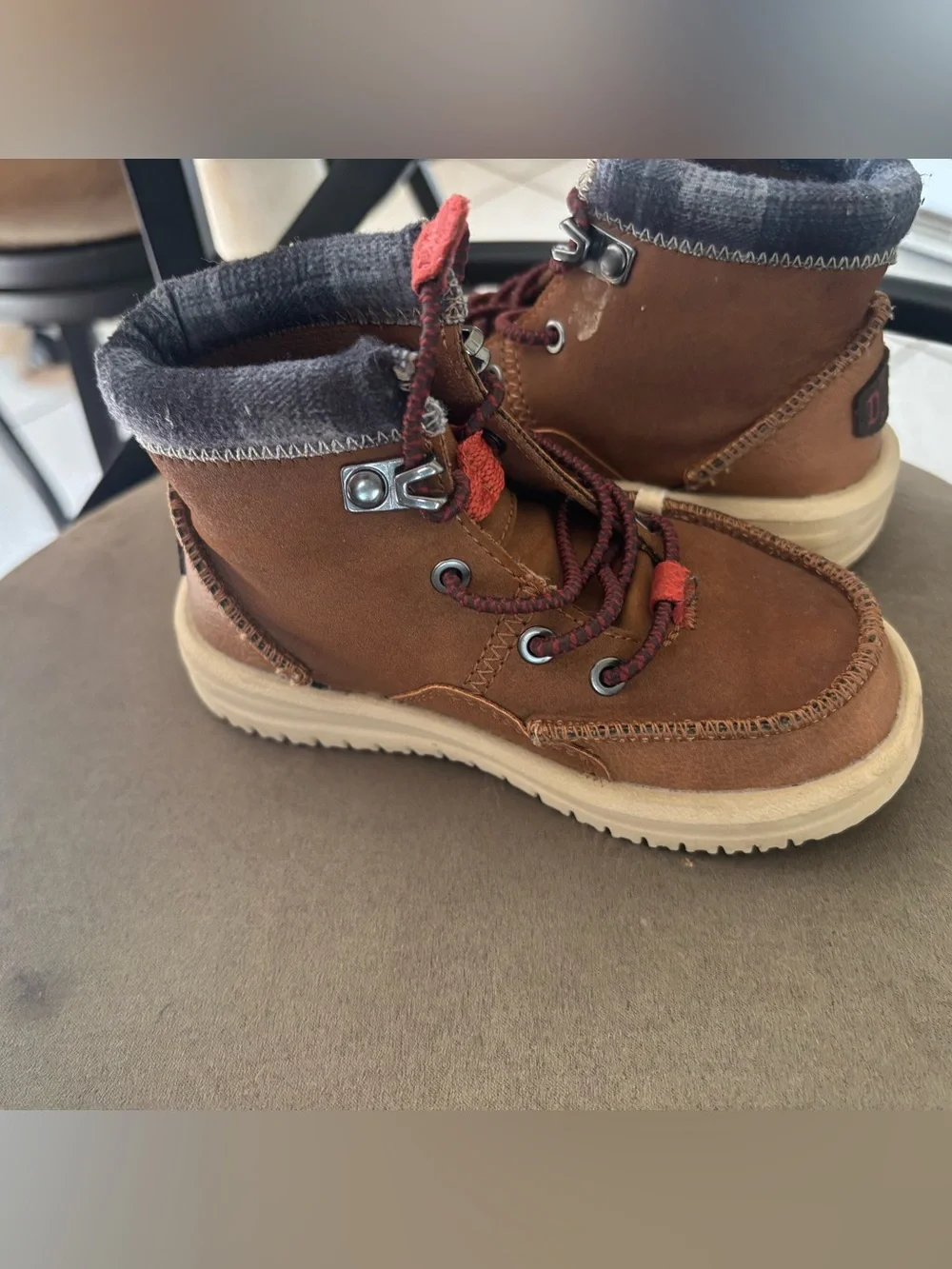Size 8 Hey Dude Cognac Bradley Plaid lining Easy On lace T Boots.  In EUC!